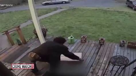 crimetube armed burglars break into home steal packages crime watch daily youtube