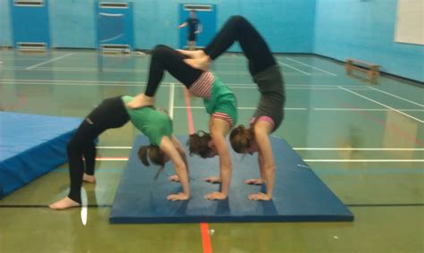 Acrobalance Training With Gemma Louise And Harriet