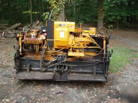 Leeboy model 1000 asphalt paver, great condition