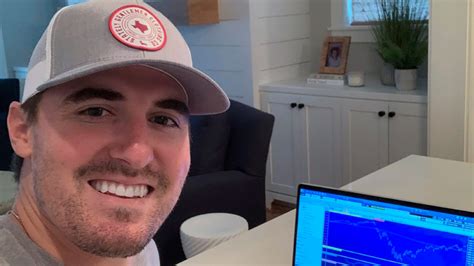 Ross Stripling Pitches Financial Advice During Pandemic