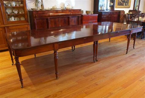 A dining room table is one of the most important pieces of any house. Long English Regency Banquet Dining Table in Mahogany w/ 4 ...