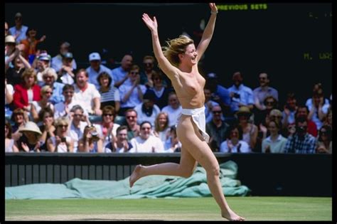 Melissa Johnson The First Streaker At Wimbledon Stadium In 1996 R