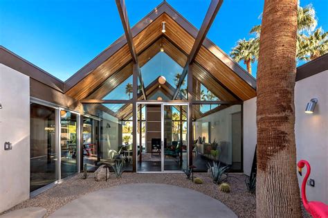 Maybe you would like to learn more about one of these? A new crop of Eichlers rises in Palm Springs, the mecca of ...