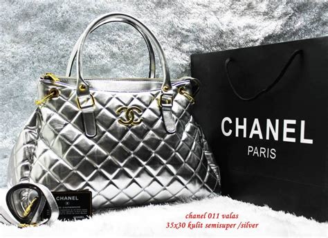 Ya, jam tangan ini dijual dengan harga usd 626 ribu. Tas Branded KW Merk Chanel Model Baru Harga Murah | Toko ...