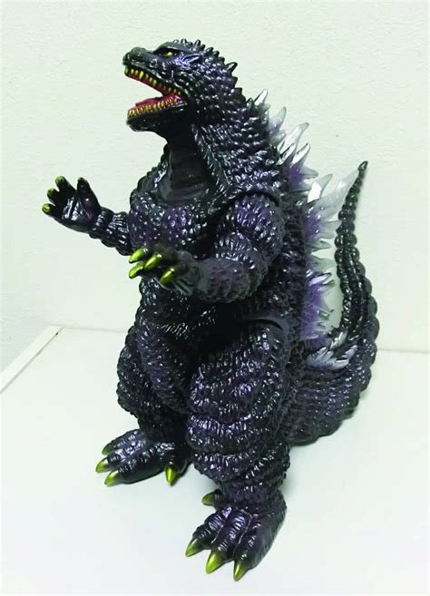 This version of the beloved monster is based on its appearance in the 1989 film, godzilla vs biollante. Marmit Vinyl Paradise Godzilla 2000 Millenium Sofubi ...