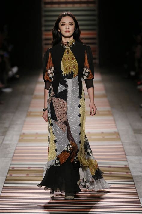 Mfw Review Etro Fall Winter 2018 Womens Collection