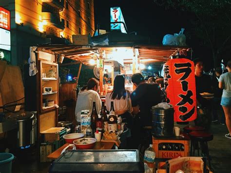 Yatai Food Stalls In Fukuoka Girl Eat World