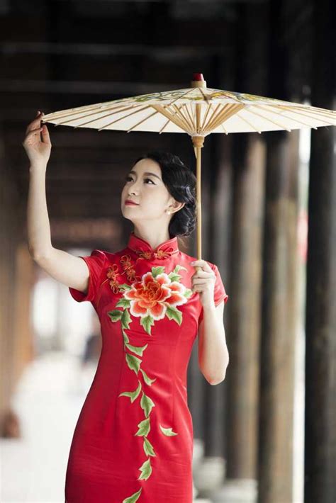 cheongsam benarkah ia pakaian tradisional china limau mandarin