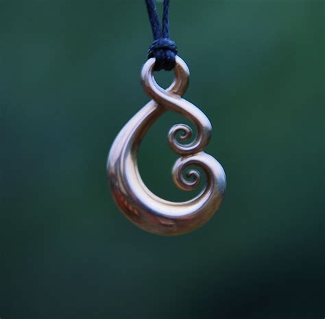 Solid Bronze Pendant~ Maori Love Symbol Felt