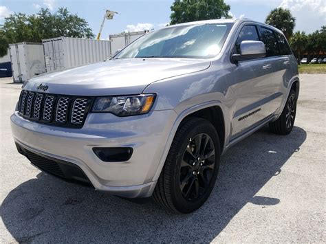 New 2018 Jeep Grand Cherokee Altitude Sport Utility In Tampa C430934