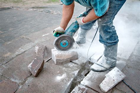 3 Easy Quick Foolproof Ways To Cut Concrete Pavers Tool Digest