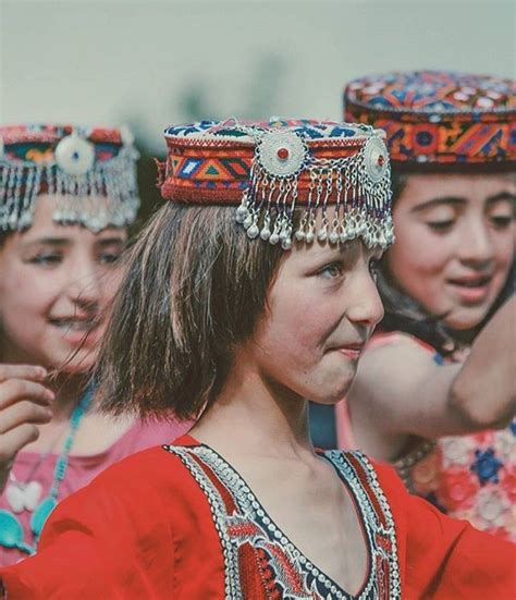 Kids From Hunza Valley Gilgit Pakistan Pakistan Images Hunza Valley