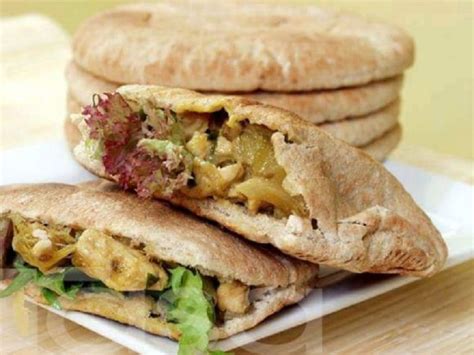 Taburkan isian tumis ayam ke kulit kebab. Resepi Kebab Ayam (Mudah dan Ringkas) - Bidadari.My