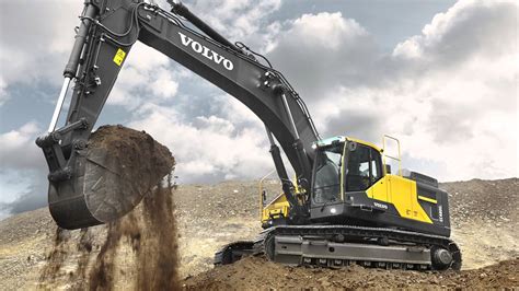 Download Volvo Construction Equipment New Identity Collection By