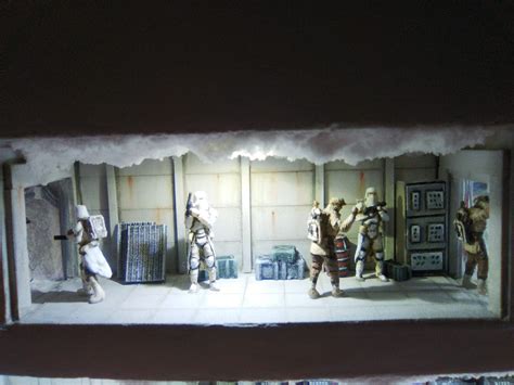 Facebook user zipidi doodah (we're gonna guess that's not the name listed on his birth certificate) wanted to create a diorama of the battle of hoth. Pin by Chase Hervey on Star wars diorama | Diorama, Hoth ...
