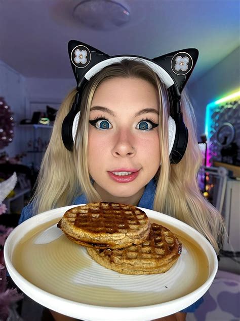 Dessyy On Twitter Rt Oxdessyxo Pov Waffle House Has Found Its New