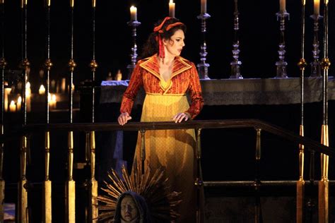 Tosca Royal Opera Opera Reviews News And Interviews Tosca Opera Royal