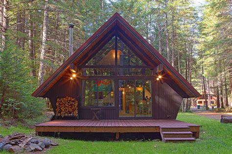 For more hustle and bustle, you may prefer to visit in. Four Stone Lodge-Vacation Rental Home, Crystal River ...