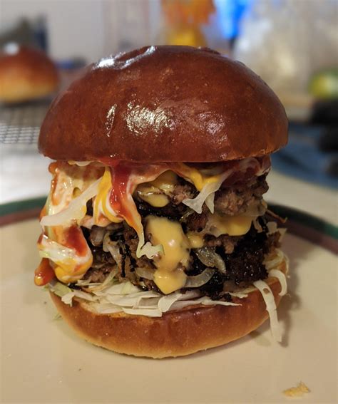 4x4 Oklahoma Onion burger on brioche : r/burgers