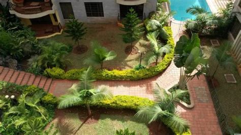 #right landscaping #entry #landscaping #garden landscape #garden #bungalow garden. Professional Landscaping companies in Kenya, Landscape ...