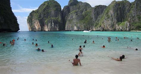 Maya Bay Made Famous By Leonardo Dicaprio Film The Beach To Close Indefinitely