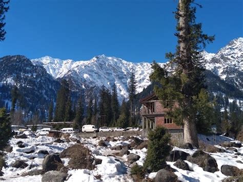 Solang Valley Camp Retreat