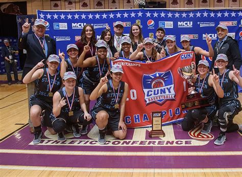 College Of Staten Island Wins Cunyac Championship New York Amsterdam News The New Black View