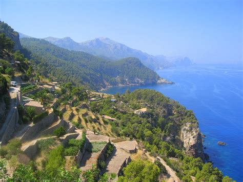 Bestil din ferie til mallorca med bravo tours og få altid danske rejseledere, de bedste hoteller og en uovertruffen service. Mittelmeer - Spanien - Mallorca - Nautilus Tauchreisen