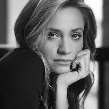 Ellison Barber 💜 | Barber, Female news anchors, Seductive pose