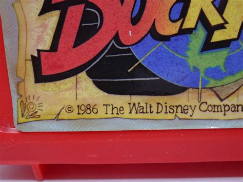 Rare Vintage Walt Disney 1986 Ducktales Lunch Box Red Aladdin Brand