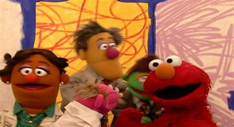 Watch Elmos World Doctors