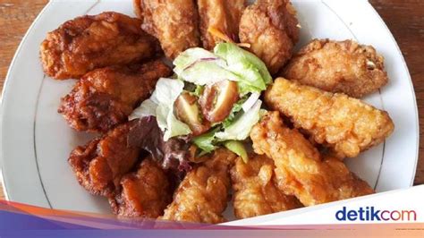 Calories, fat, protein, and carbohydrate values for for mie goreng and other related foods. Ayam Goreng Korea dan Shirataki Lezat Buat Makan Siang