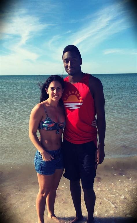 21 Rare Pictures Of Marques Brownlee With His Girlfriend - Celebritopedia