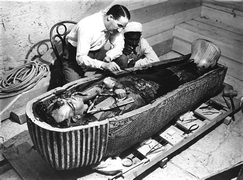Awesome Photos Of The Discovery Of Tutankhamuns Tomb Have Been Brought