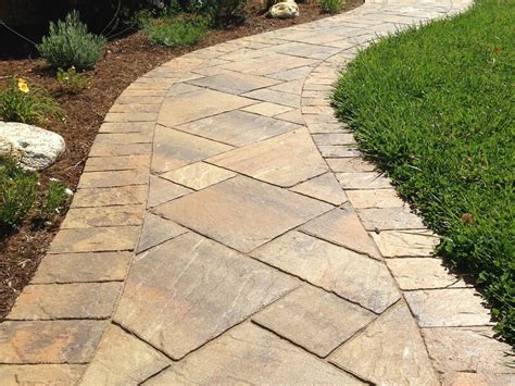 Quarry Stone Versailles Color Rustic Yellowstone Paver Walkway