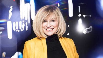 Von 2015 bis 2019 war er mit mary roos mit ihrem gemeinsamen programm nutten, koks und frische erdbeeren auf tour. Mary Roos und Wolfgang Trepper auf Tour: „Mehr Nutten ...