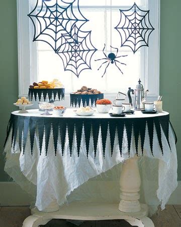 If you have a decorating problem, she'll. {living life lakeside}: Trick or Treat: Decorating Ideas.