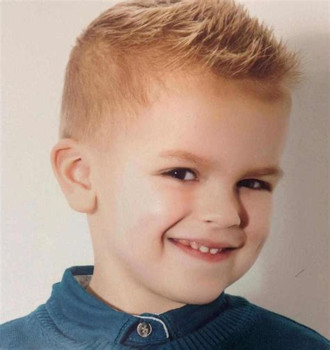 Short spiky top + mid fade. Stylish and Trendy Boys Haircuts 2019 - The UnderCut | Boy ...