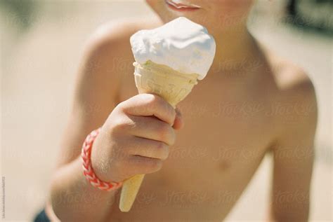 Buy products such as the pioneer woman gorgeous garden stainless steel trigger ice cream scoop at walmart and save. stock photo of #Child Holding An #Ice-Cream In His Hand ...