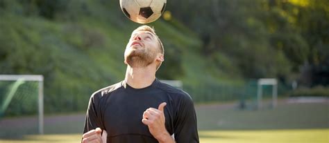 How to Safely Practice Heading Technique in Soccer – TEAMBOT
