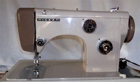 Riccar model 2800 sewing machine. Riccar Sewing Machine | Vintage sewing machines, Sewing ...