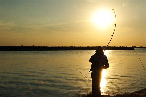 Pronostican La Mejor Temporada De Pesca De Los últimos Años En Lezama ~ Pesca ~