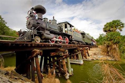 This Epic Train Ride In Florida Will Give You An Unforgettable