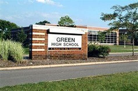 Green High School Students Plan To Cross Dress After Boy Asked To