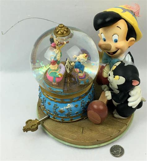 Vintage Walt Disneys Pinocchio Snow Musical Globe Works