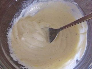 Si prepara molto facilmente, con la maionese a fare da collante tra i vari ingredienti. Insalata con polpa di granchio (Surimi) e salsa allo ...