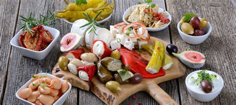 Extra greek food facts the ancient greeks ate meat, octopus, fruits, vegetables, pomegranates, and many more other cool food. Athens food tours - Best service guaranteed | Best Athens ...