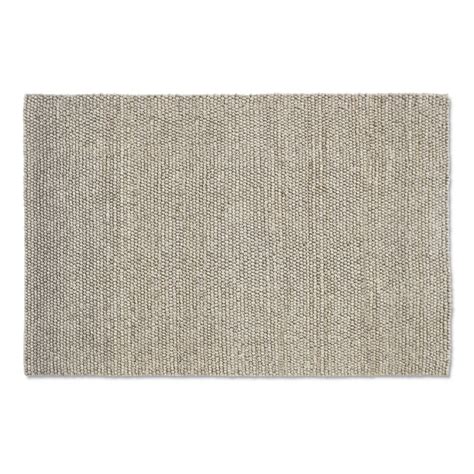 Teppich wölkchen kurzflor teppich i flauschige flachflor teppiche fürs wohnzimmer, esszimmer, schlafzimmer oder kinderzimmer i einfarbig. Peas Teppich von Hay | Connox