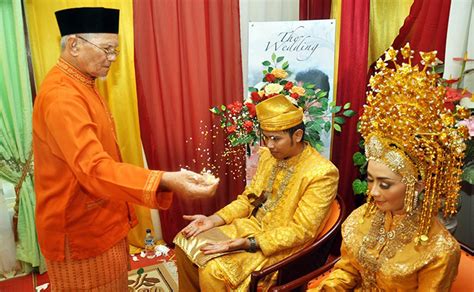 Tahapan Perkawinan Adat Melayu Riau Yang Perlu Kamu Ketahui