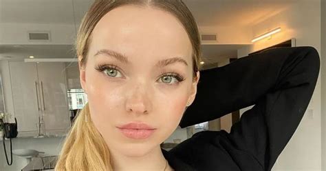 Dove Cameron Shocks Fans With Pink Princess Hair In New Big Eyes Selfie